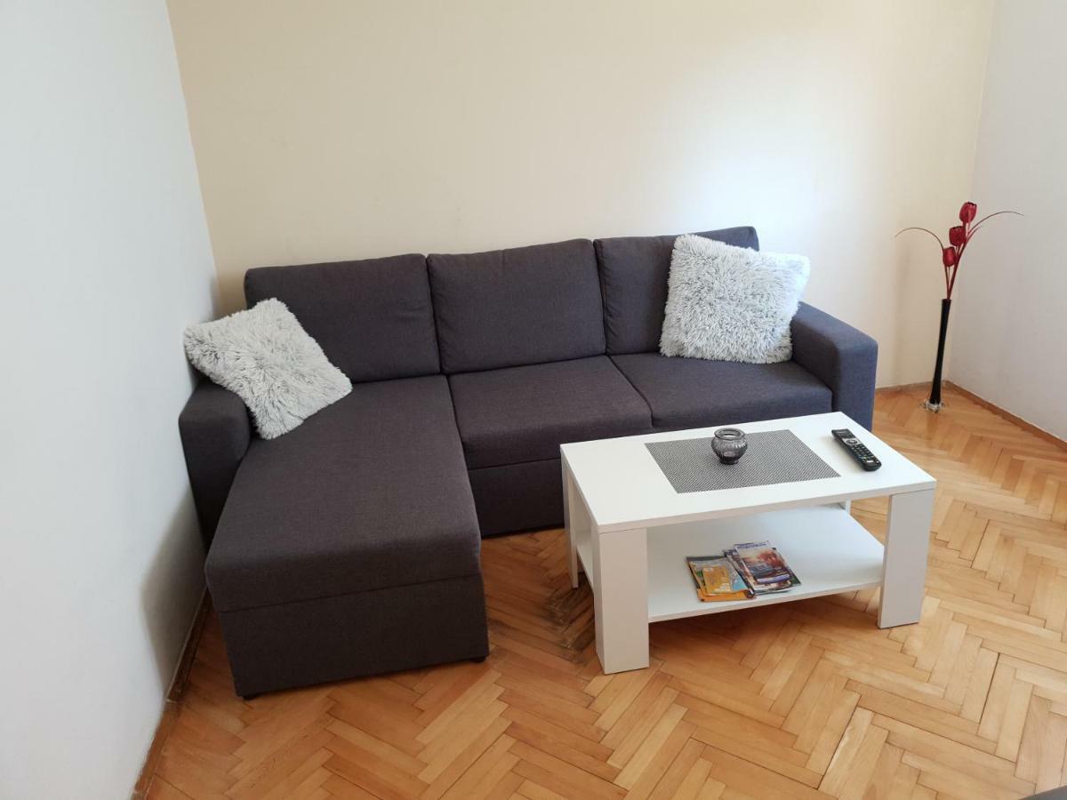 Apartments Mamich Kaštela Esterno foto